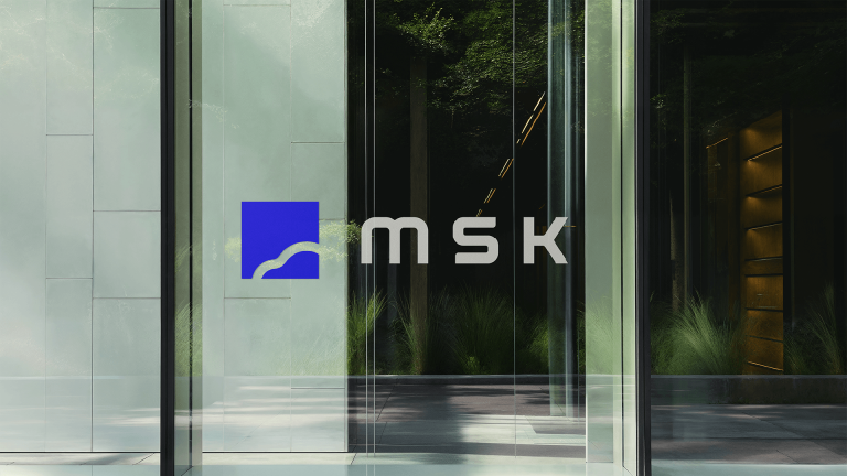 Kindin suunnittelema MSK logo ikkunassa